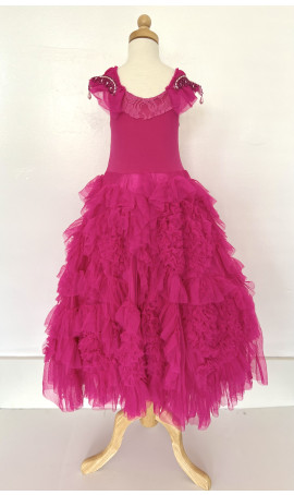 Dollcake clothing and accessories for rent